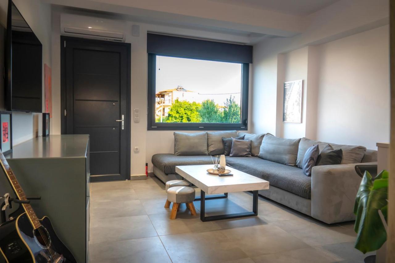 Berries Luxury Apartments Nea Moudania Extérieur photo