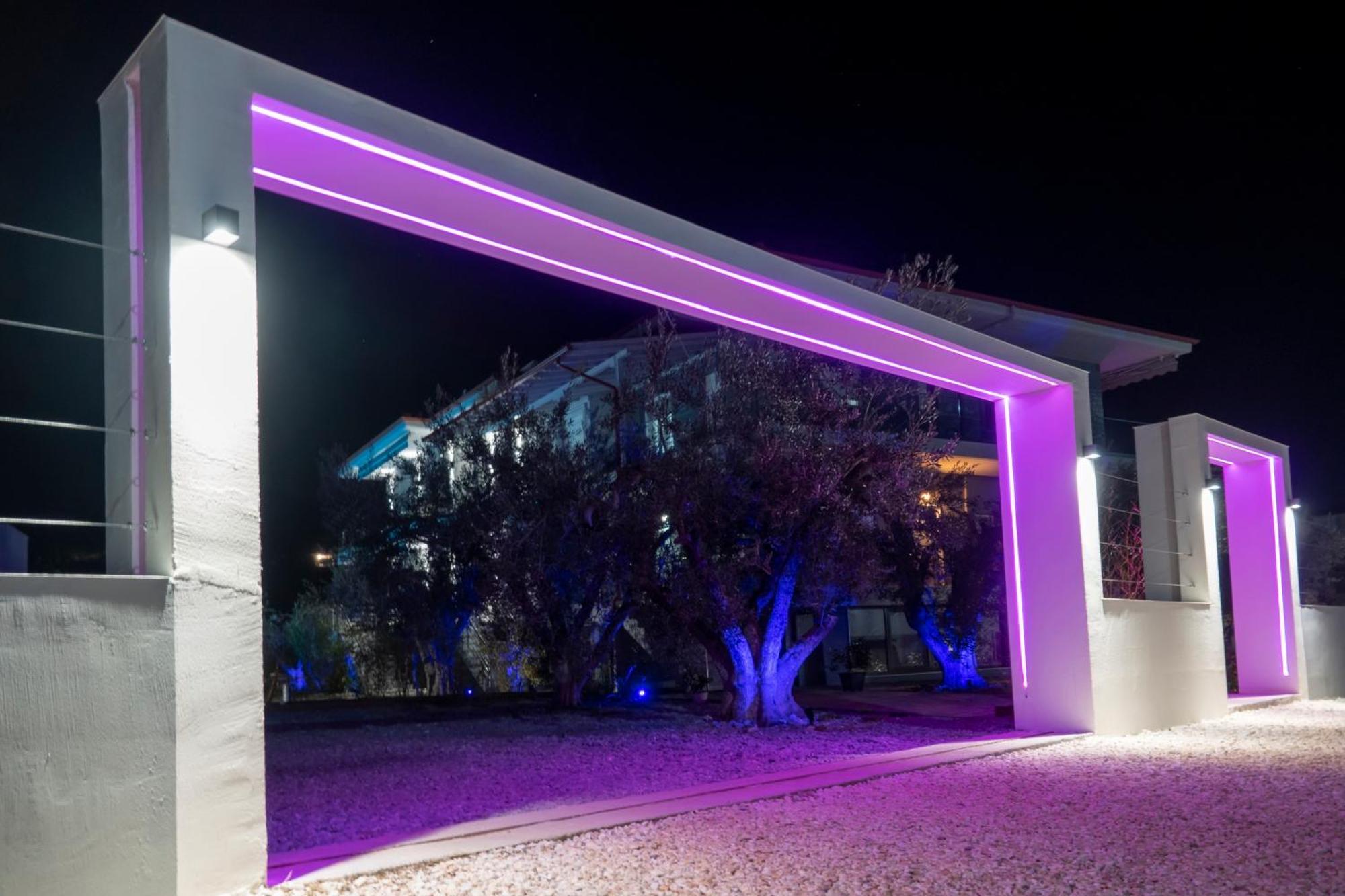 Berries Luxury Apartments Nea Moudania Extérieur photo